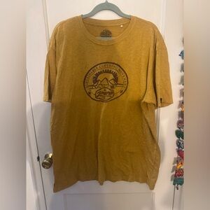 Prana Men’s short sleeve graphic organic cotton tshirt, size XXL, mustard yellow